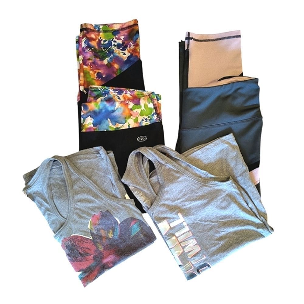 Y2K Cropped Leggings and Tanks Size‎ Large Workout Outfit Bundle Of 4
